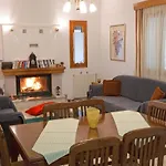 Forest Cosy House - Amazing View Apartment Langadia