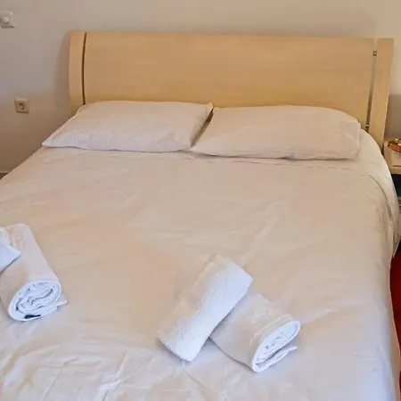 Forest Cosy House - Amazing View Lejlighed *