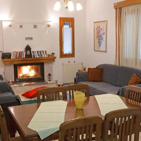 Forest Cosy House - Amazing View Apartmán Langadia