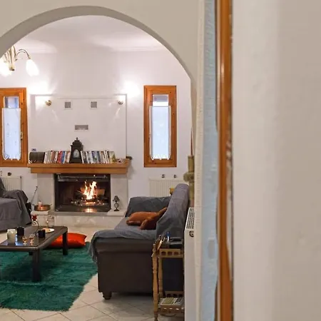Forest Cosy House - Amazing View Lagkadia