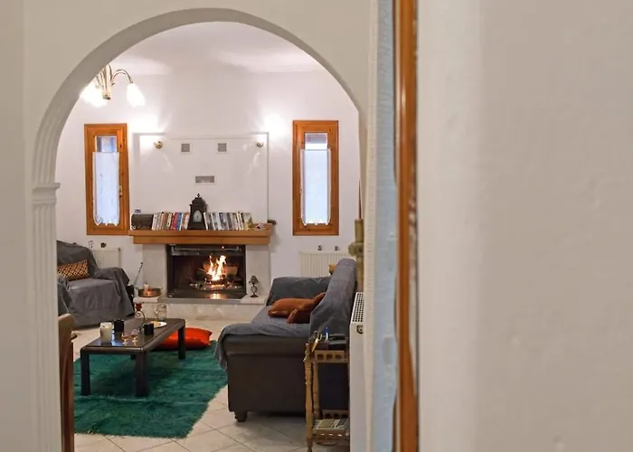 Forest Cosy House - Amazing View Lagkadia